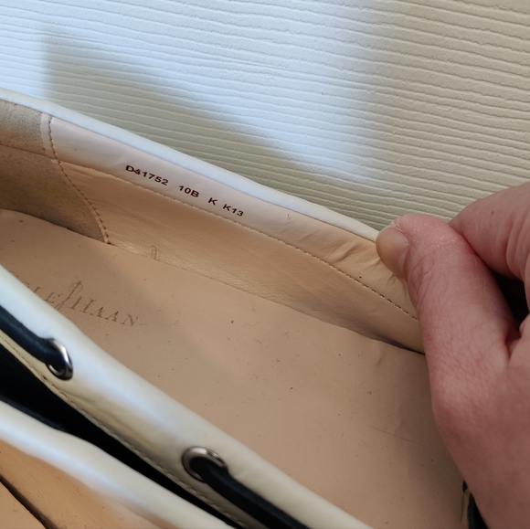 Cole Haan boat shoes, size 10 - Picture 4 of 4